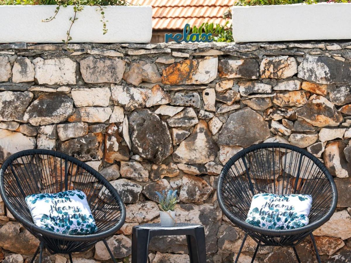 Chic Holiday Home In Marina With Private Swimming Pool Eksteriør billede