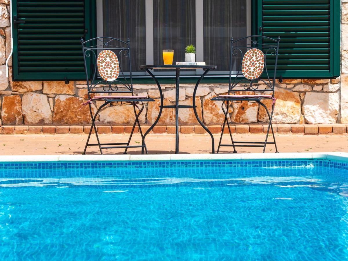 Chic Holiday Home In Marina With Private Swimming Pool Eksteriør billede