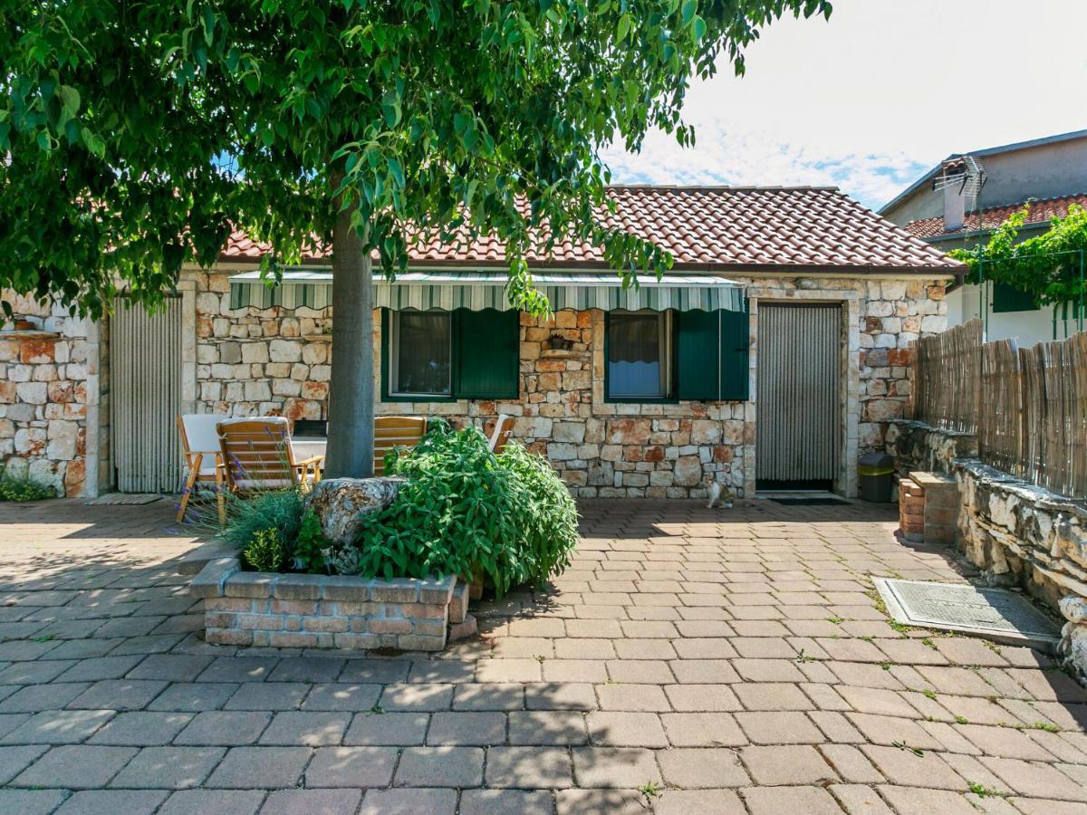 Chic Holiday Home In Marina With Private Swimming Pool Eksteriør billede