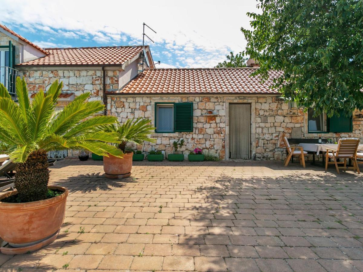 Chic Holiday Home In Marina With Private Swimming Pool Eksteriør billede